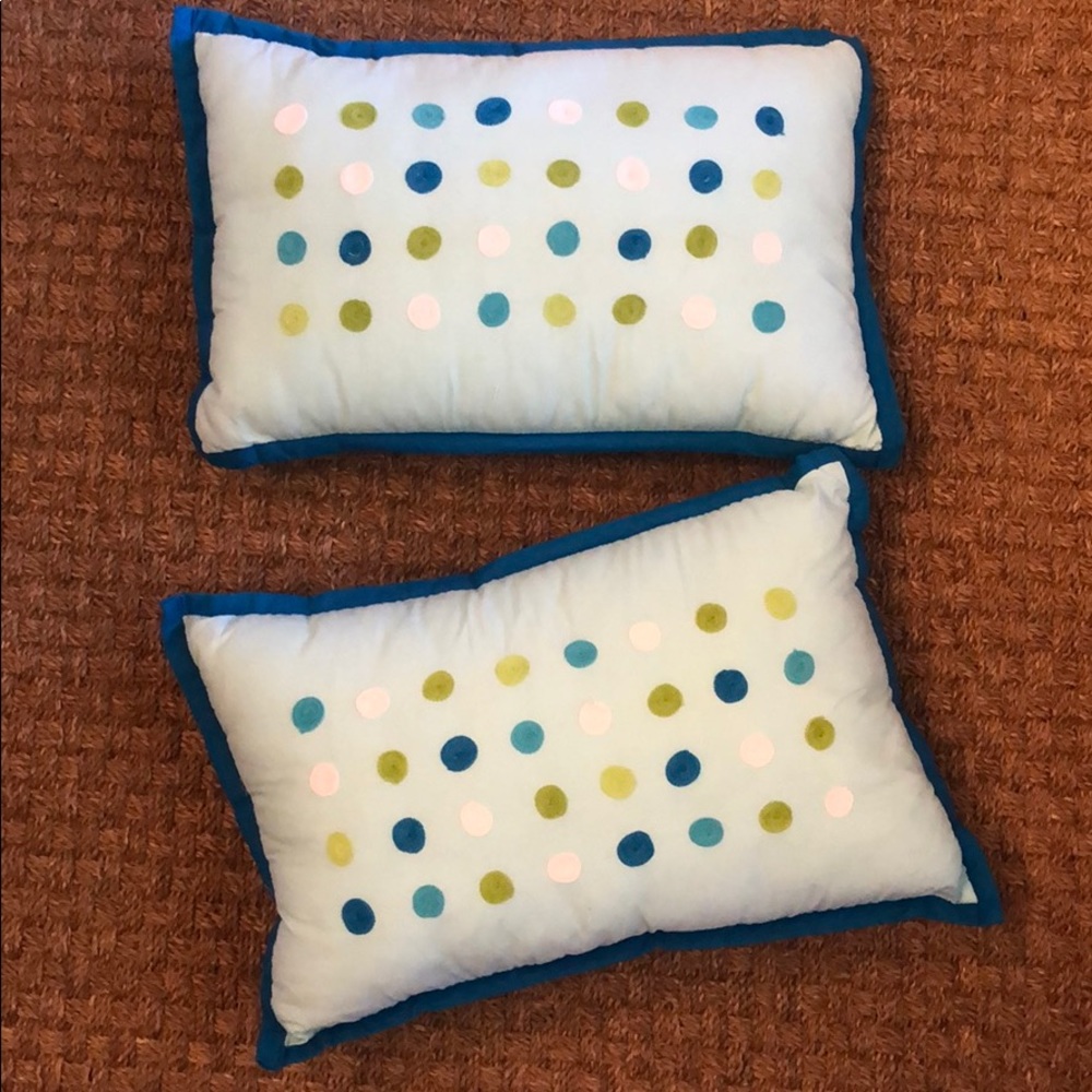 Throw Pillows